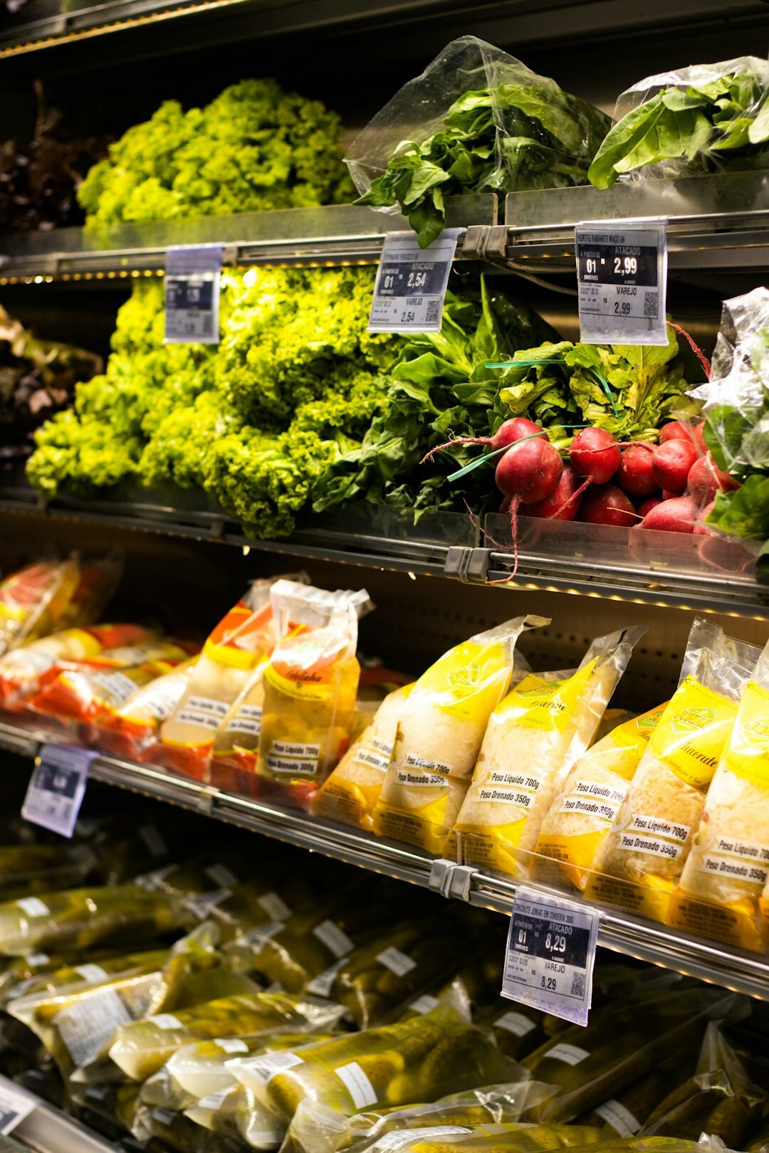supermarket security checking bags